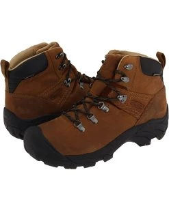 KEEN Pyrenees | Hiking